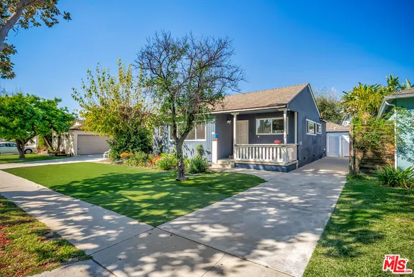 $1,150,000 | 17527 Haynes Street, Van Nuys, CA 91406