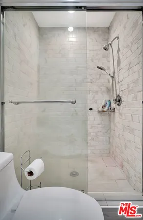 $1,150,000 | 17527 Haynes Street, Van Nuys, CA 91406
