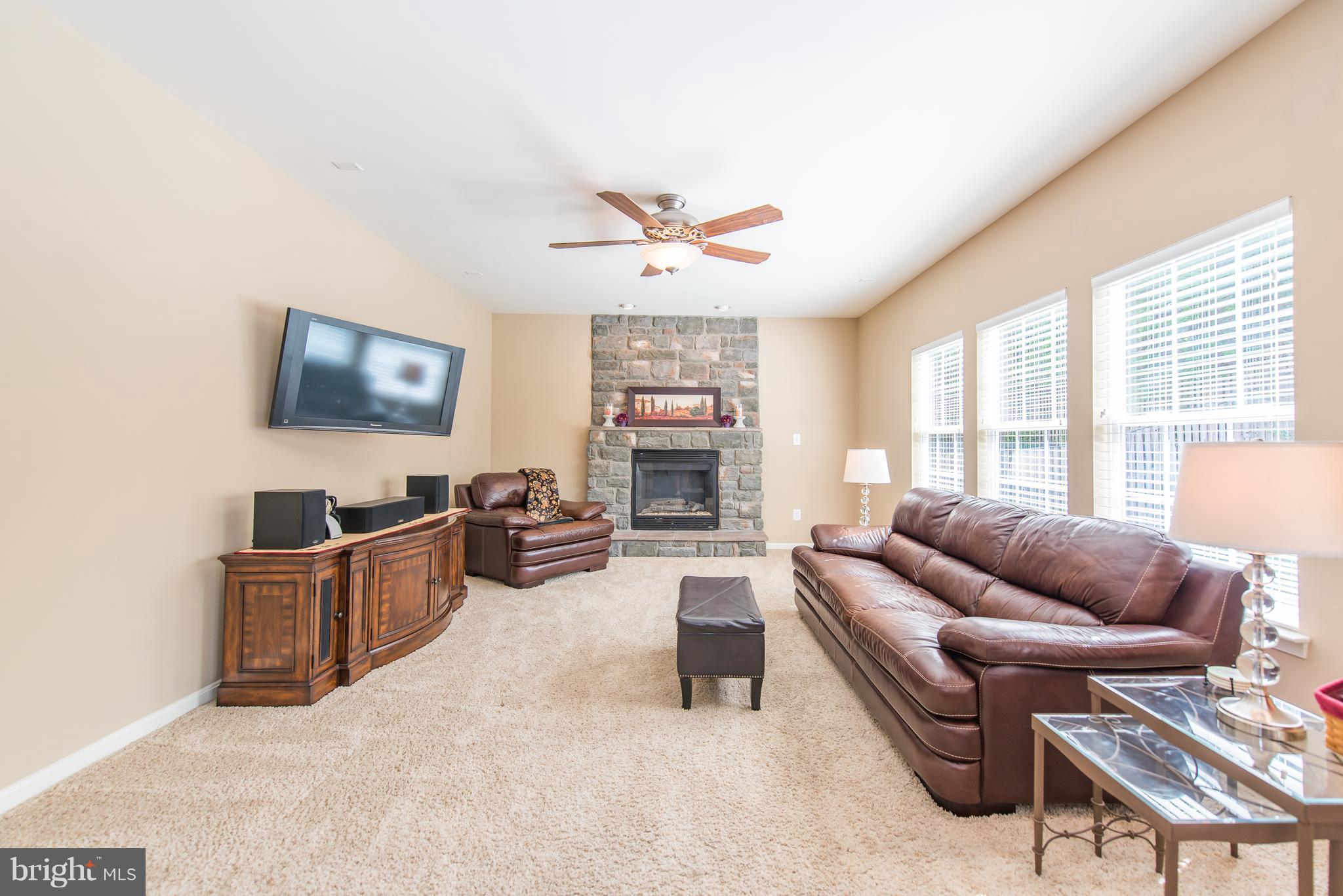 4951 Pale Morning Dun Road Elkridge, MD 21075 - Photo 3 of 30 Family Room