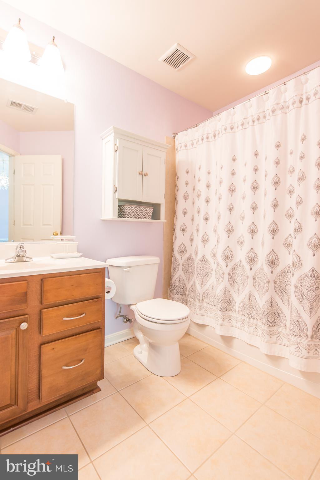4951 Pale Morning Dun Road Elkridge, MD 21075 - Photo 22 of 30 Bathroom