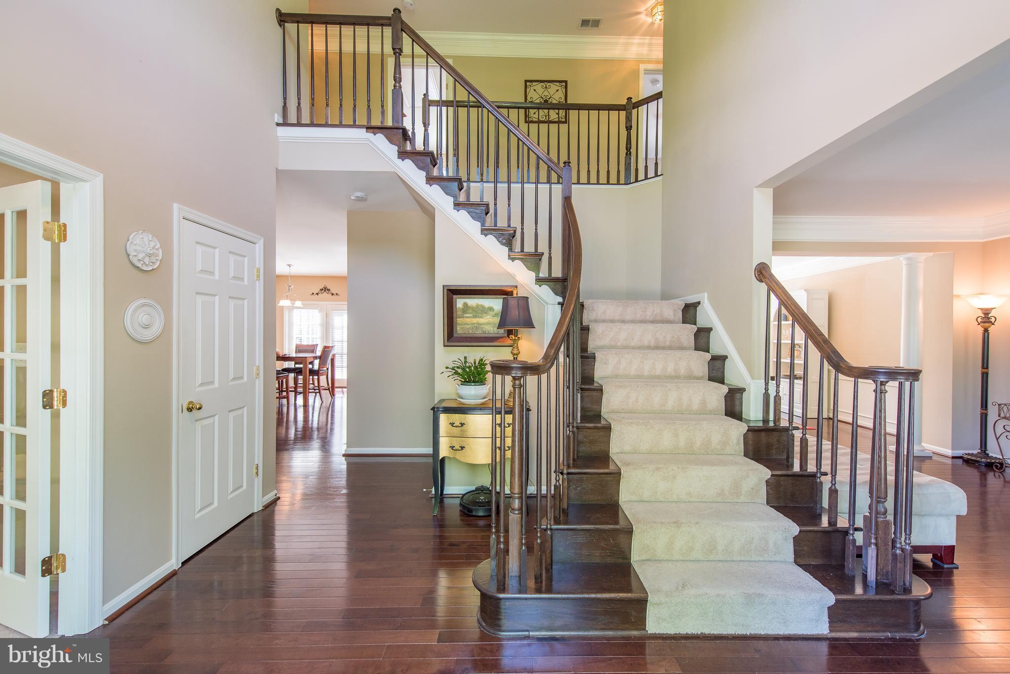 4951 Pale Morning Dun Road Elkridge, MD 21075 - Photo 5 of 30 Foyer