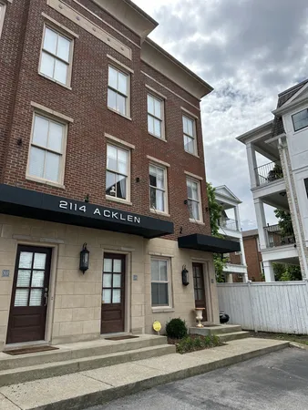 $2,795 | 2114 Acklen Avenue, Unit 305, Nashville, TN 37212