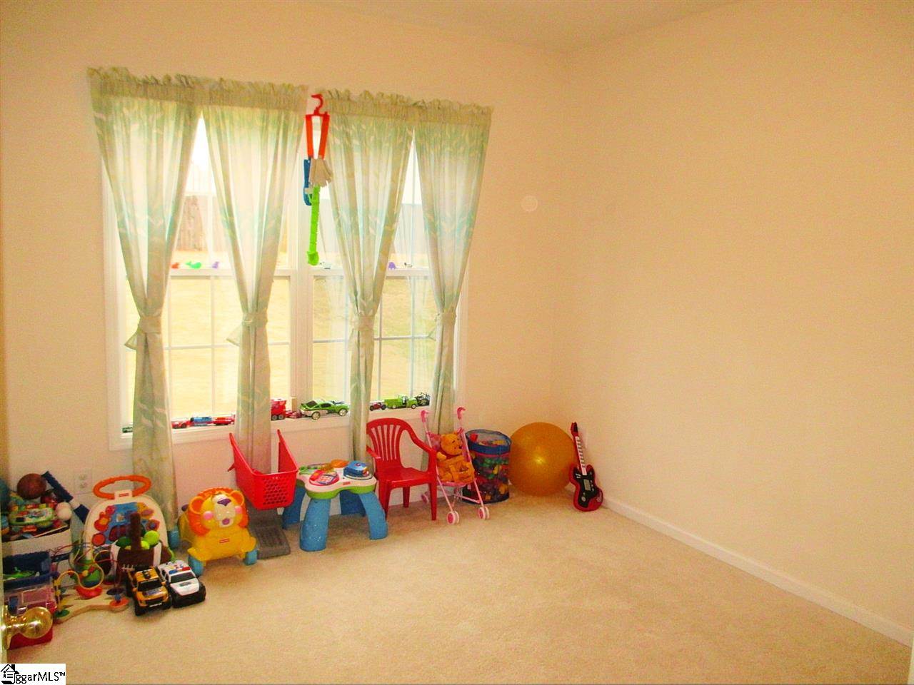 205 Ackerman Court Greenville, SC 29607 - Photo 11 of 24 Gallery Image 11