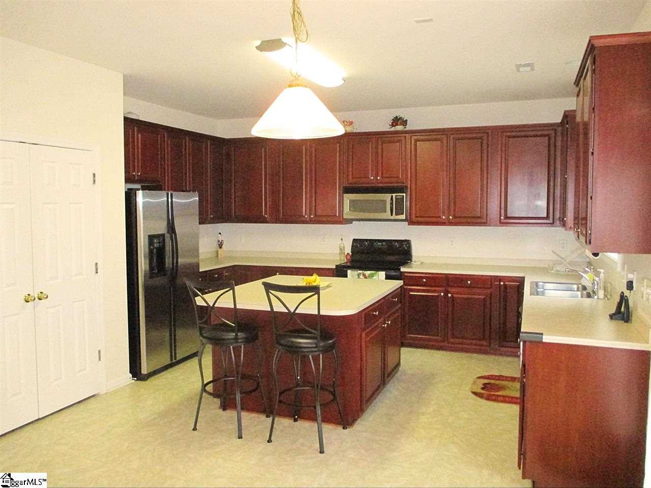 205 Ackerman Court Greenville, SC 29607 - Photo 9 of 24 Gallery Image 9