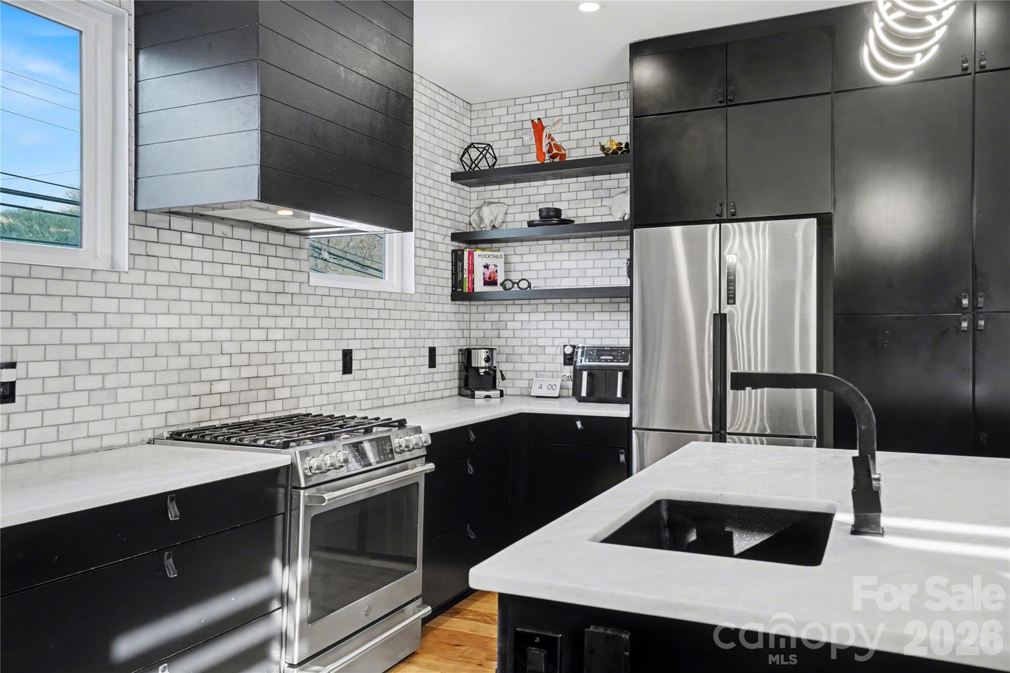 4604 Emory Lane Charlotte, NC 28211 - Photo 11 of 38