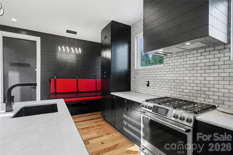 $850,000 | 4604 Emory Lane, Charlotte, NC 28211