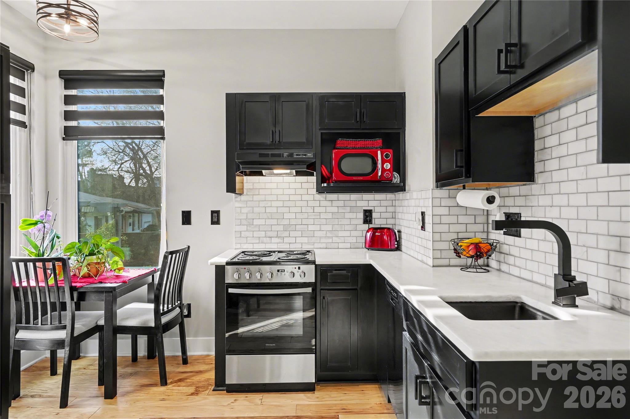 4604 Emory Lane Charlotte, NC 28211 - Photo 25 of 38