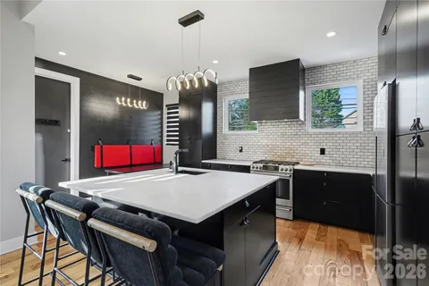 $850,000 | 4604 Emory Lane, Charlotte, NC 28211