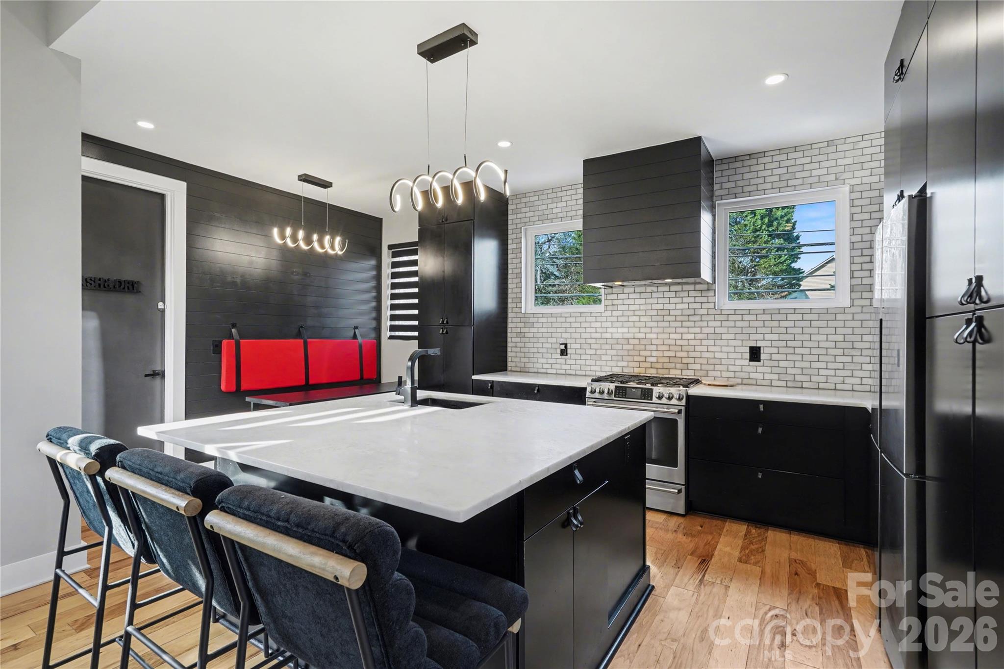 4604 Emory Lane Charlotte, NC 28211 - Photo 8 of 38