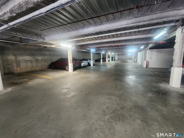 $2,895 | 105 Richards Avenue, Unit 2305, Norwalk, CT 06854