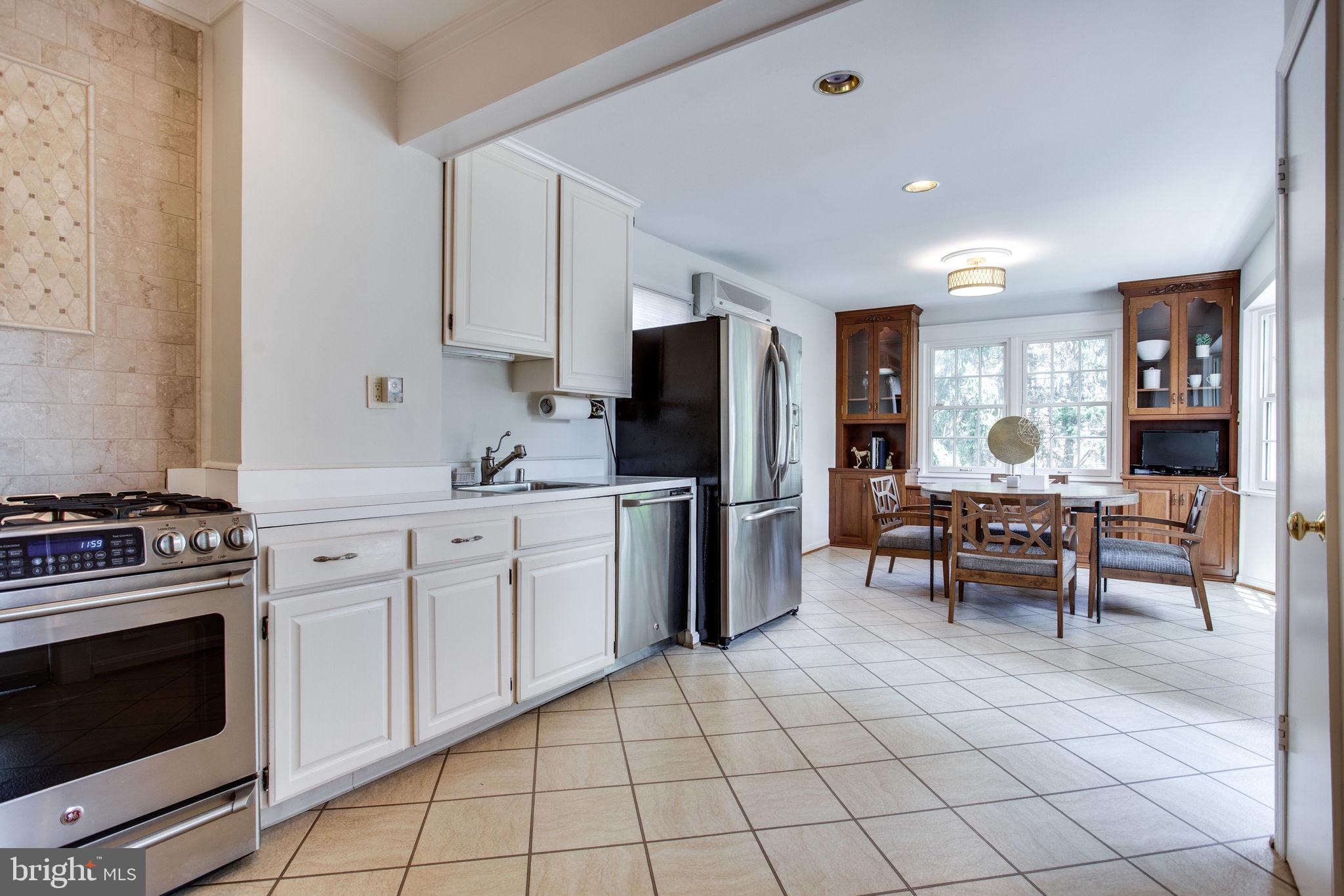 111 Primrose Street Chevy Chase, MD 20815 - Photo 20 of 76