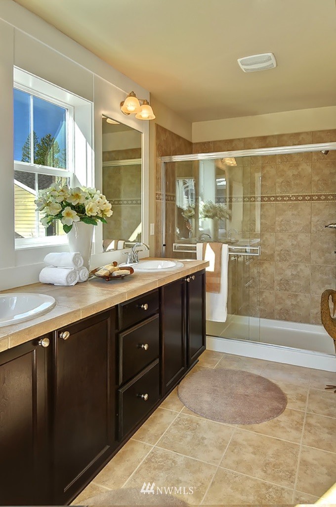 18718 44th Park Southeast Bothell, WA 98012 - Photo 11 of 18 Gallery Image 11