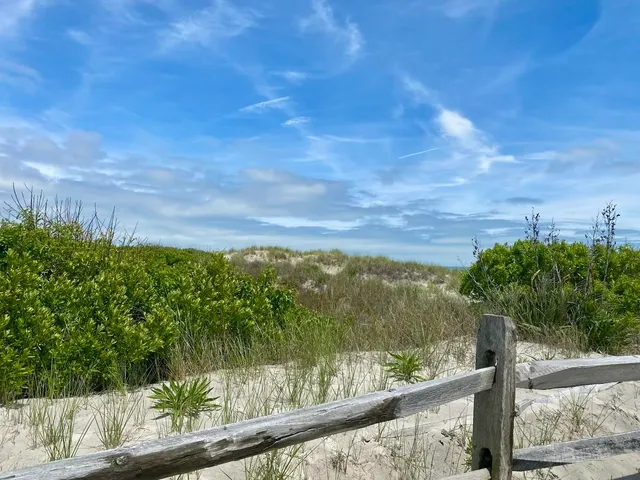 $3,425,000 | 6762 Ocean Drive, Unit 6762, Avalon, NJ 08202