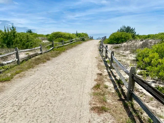 $3,425,000 | 6762 Ocean Drive, Unit 6762, Avalon, NJ 08202