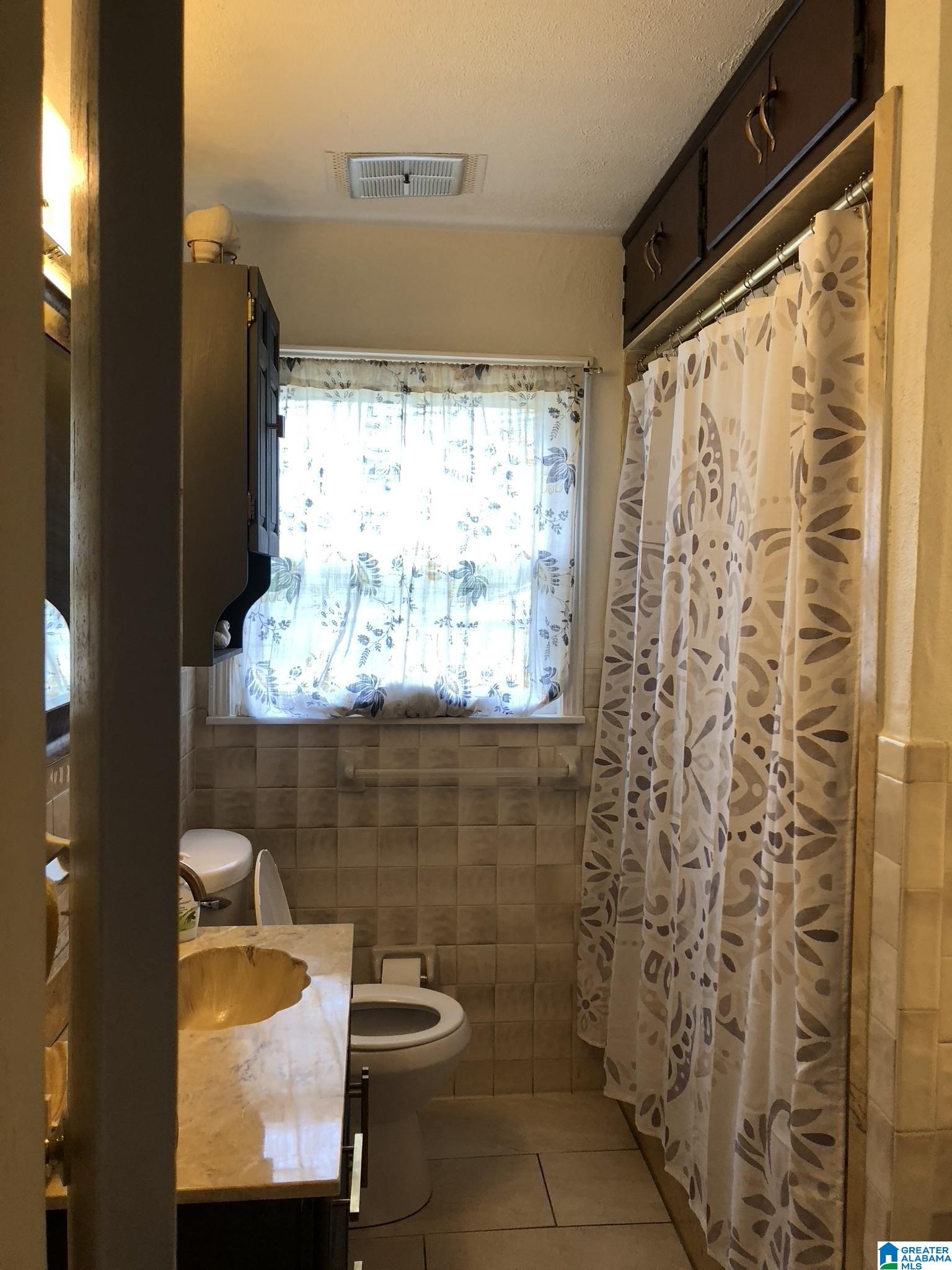 454 Gene Reed Road Birmingham, AL 35215 - Photo 8 of 21
