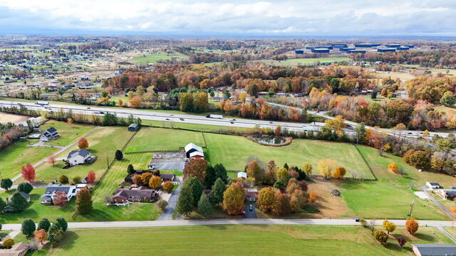 9999 Philpot Road London, KY 40744 - Photo 3 of 8 IMG_8967