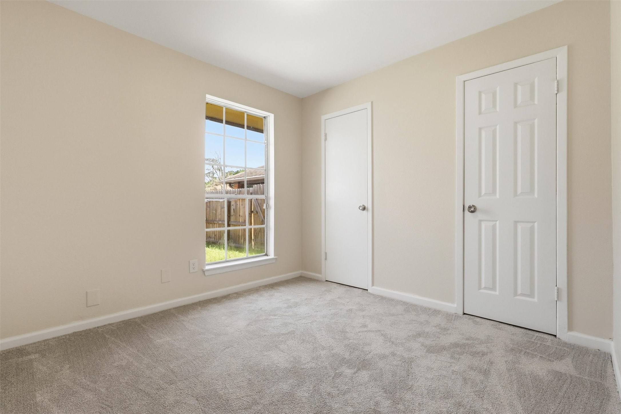 1503 Tarberry Road Houston, TX 77088 - Photo 16 of 33 Front guest bedroom