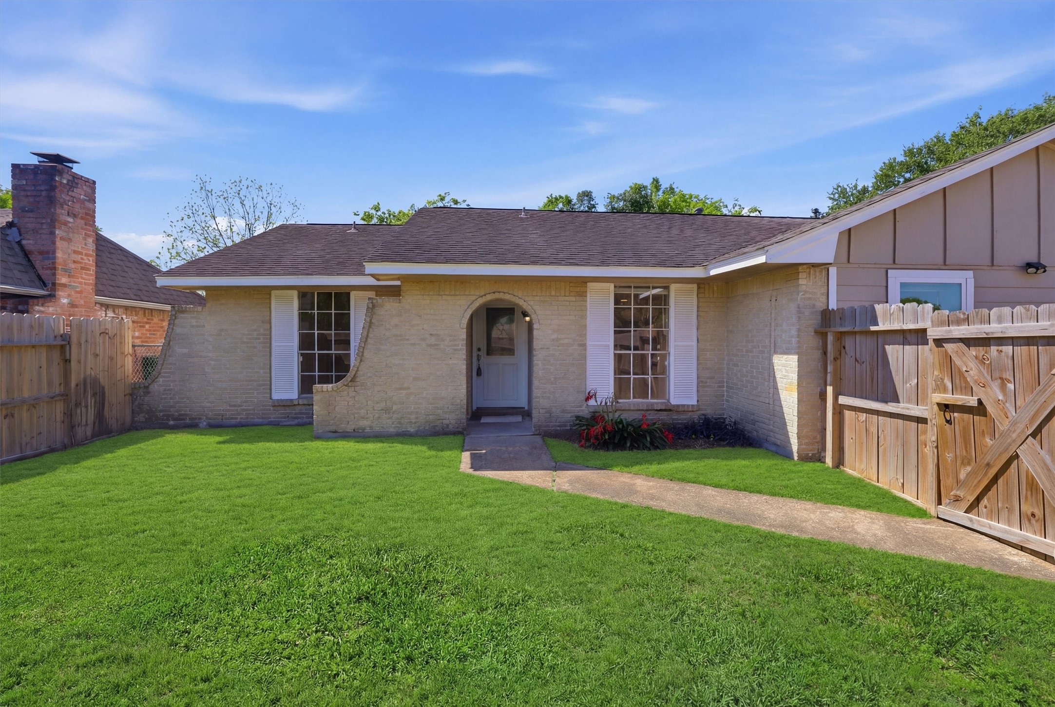 1503 Tarberry Road Houston, TX 77088 - Photo 2 of 33