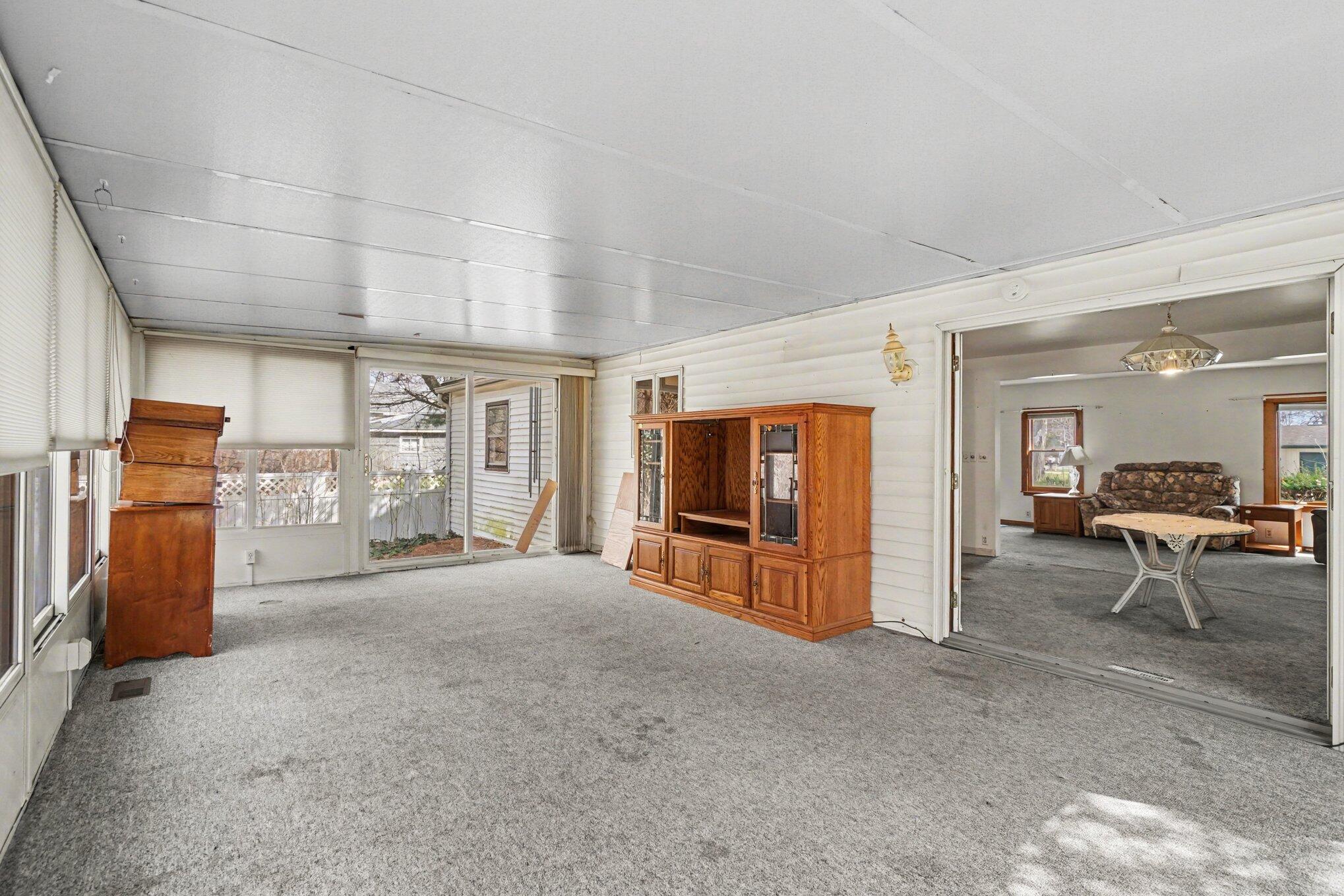 374 Elliot Road Kalamazoo, MI 49048 - Photo 11 of 21 009_file_5127