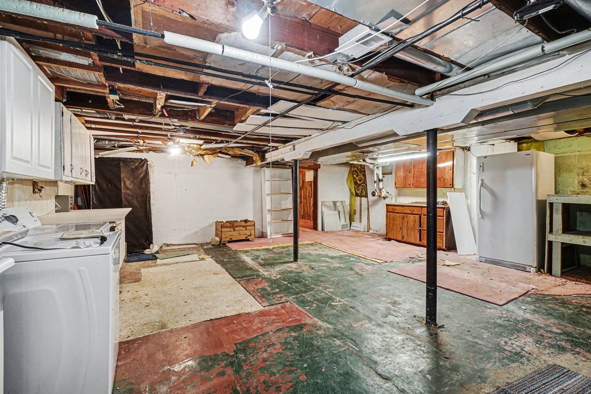 374 Elliot Road Kalamazoo, MI 49048 - Photo 17 of 21 017_file_5376