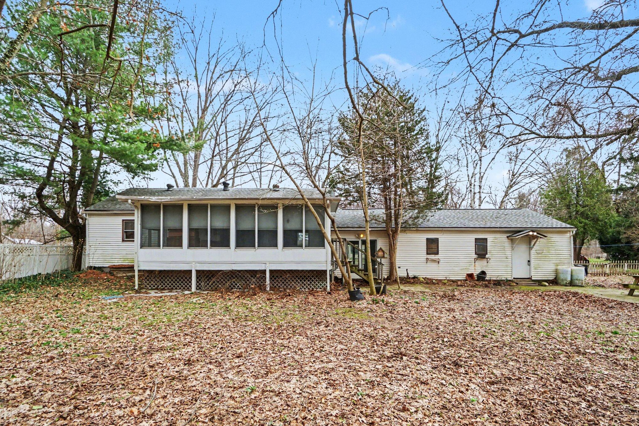 374 Elliot Road Kalamazoo, MI 49048 - Photo 21 of 21 021_file_5481