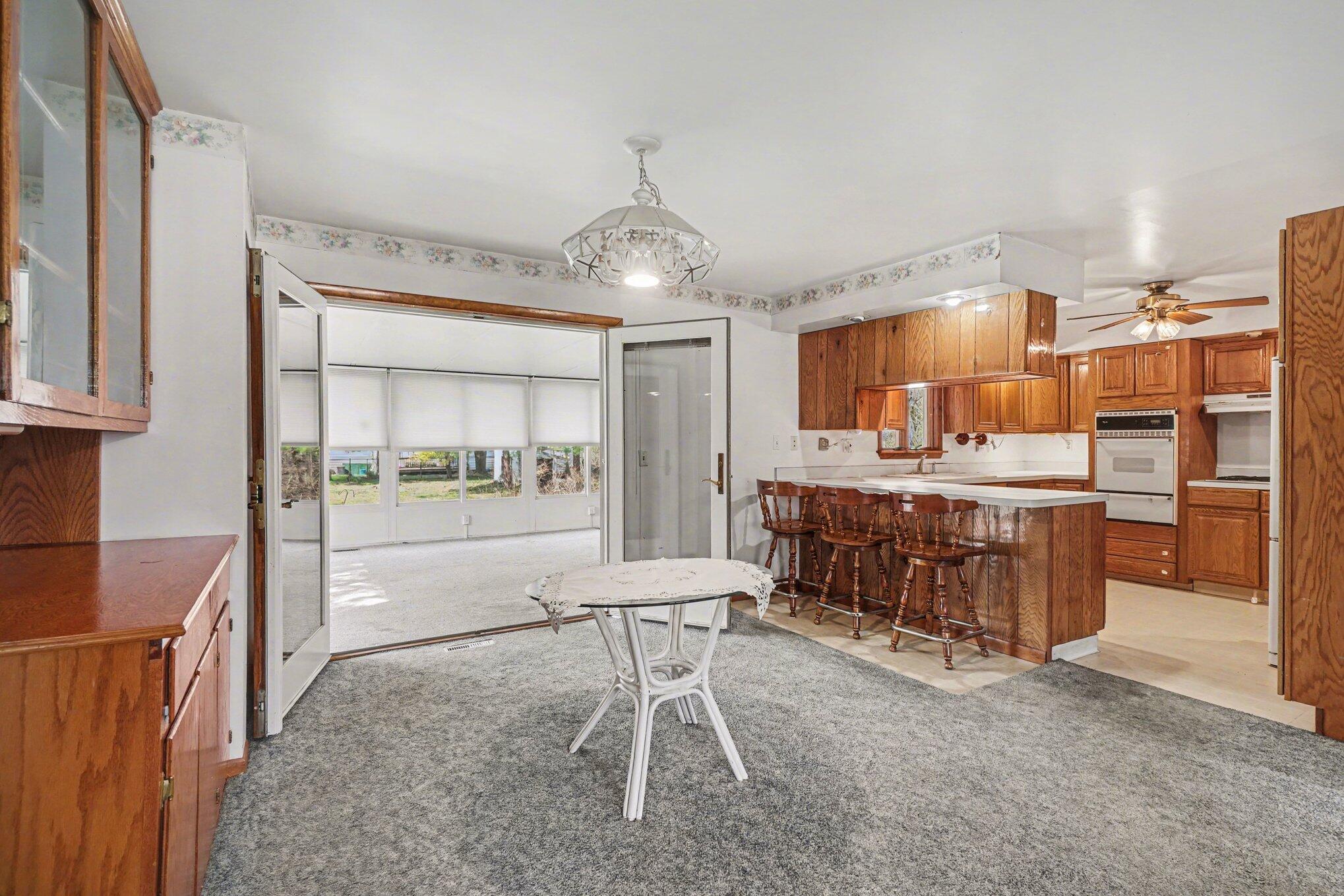 374 Elliot Road Kalamazoo, MI 49048 - Photo 6 of 21 006_file_2923