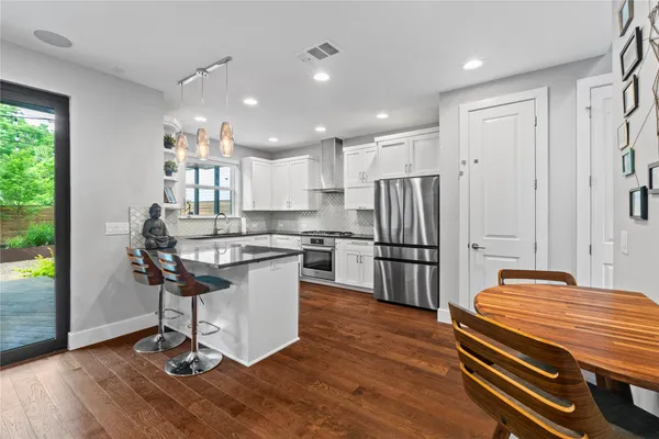 $3,800 | 507 Franklin Boulevard, Unit 2, Austin, TX 78751