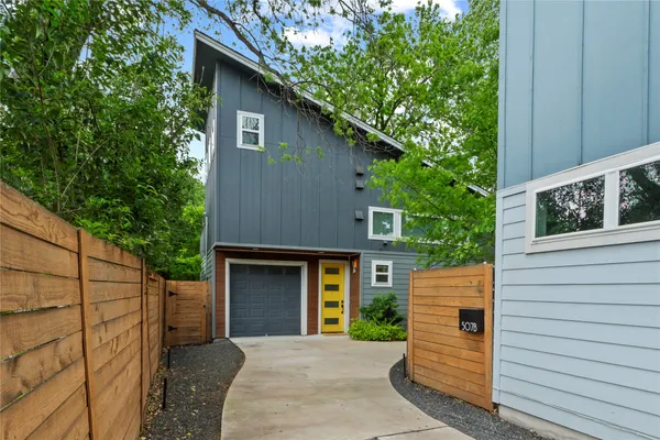 $3,800 | 507 Franklin Boulevard, Unit 2, Austin, TX 78751
