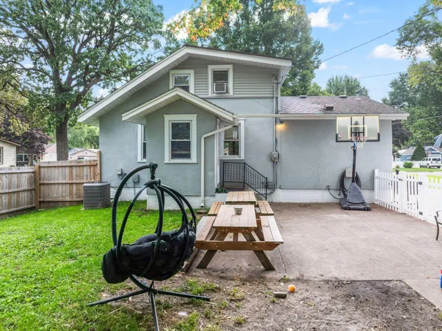 $225,000 | 1212 South Grove Avenue, Owatonna, MN 55060