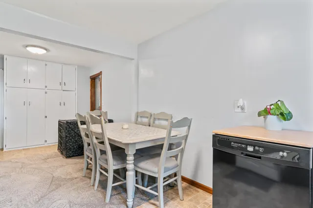 $225,000 | 1212 South Grove Avenue, Owatonna, MN 55060