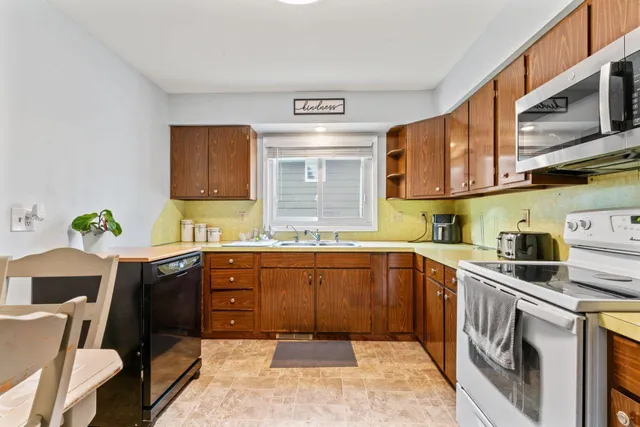 $225,000 | 1212 South Grove Avenue, Owatonna, MN 55060