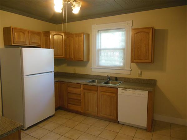 30 Cottage Street West Springfield, MA 01089 - Photo 11 of 30 Gallery Image 11