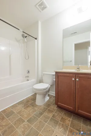 $2,350 | 17458 Memorial Tournament Drive, Moseley, VA 23120