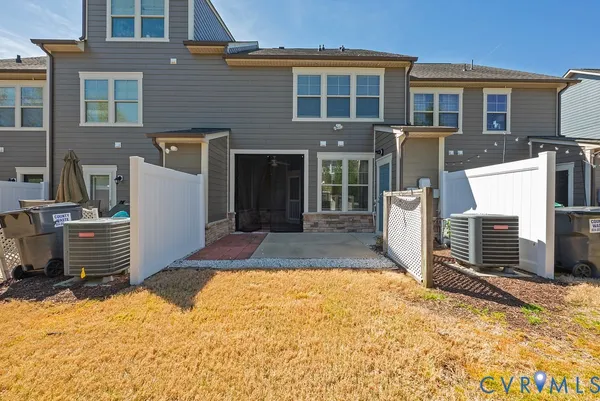 $2,350 | 17458 Memorial Tournament Drive, Moseley, VA 23120