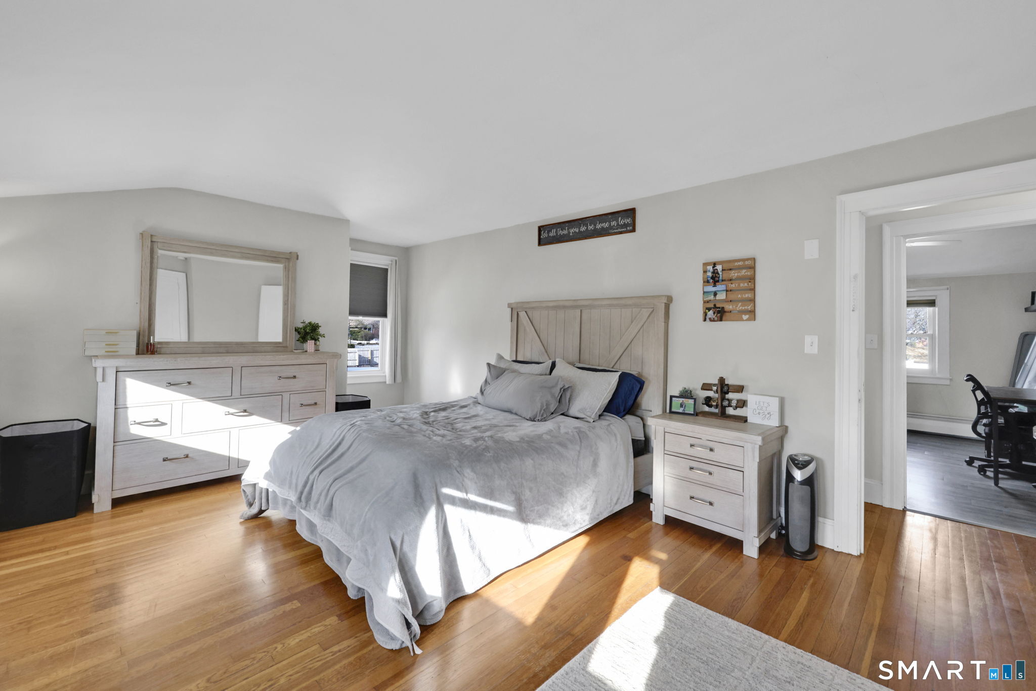 829 Wells Road Wethersfield, CT 06109 - Photo 26 of 39