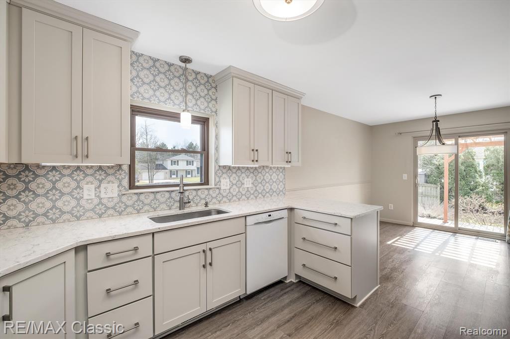 15872 Summit Court Macomb, MI 48044 - Photo 13 of 44 Gallery Image 13