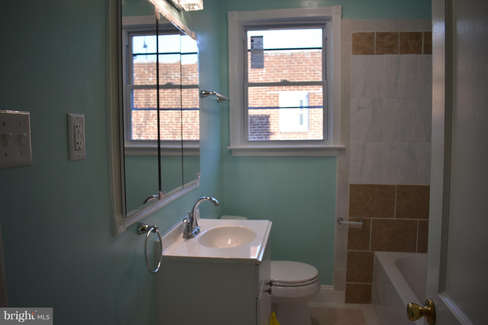 3729 Raspe Avenue Baltimore, MD 21206 - Photo 9 of 25 Bath