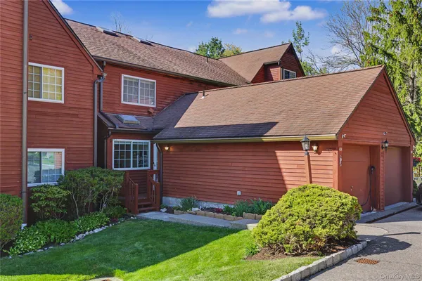 $485,000 | 404 Tamarack Lane, Brewster, NY 10509