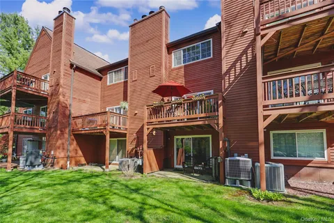 $485,000 | 404 Tamarack Lane, Brewster, NY 10509