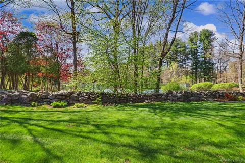 $485,000 | 404 Tamarack Lane, Brewster, NY 10509