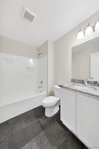 $274,900 | 276 Railroad Street, Moscow Mills, MO 63362