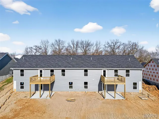 $274,900 | 276 Railroad Street, Moscow Mills, MO 63362