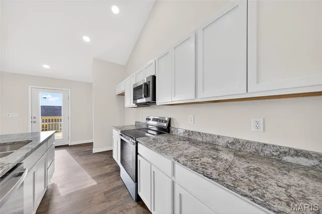 $274,900 | 276 Railroad Street, Moscow Mills, MO 63362