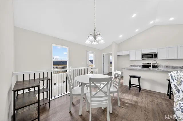 $274,900 | 276 Railroad Street, Moscow Mills, MO 63362