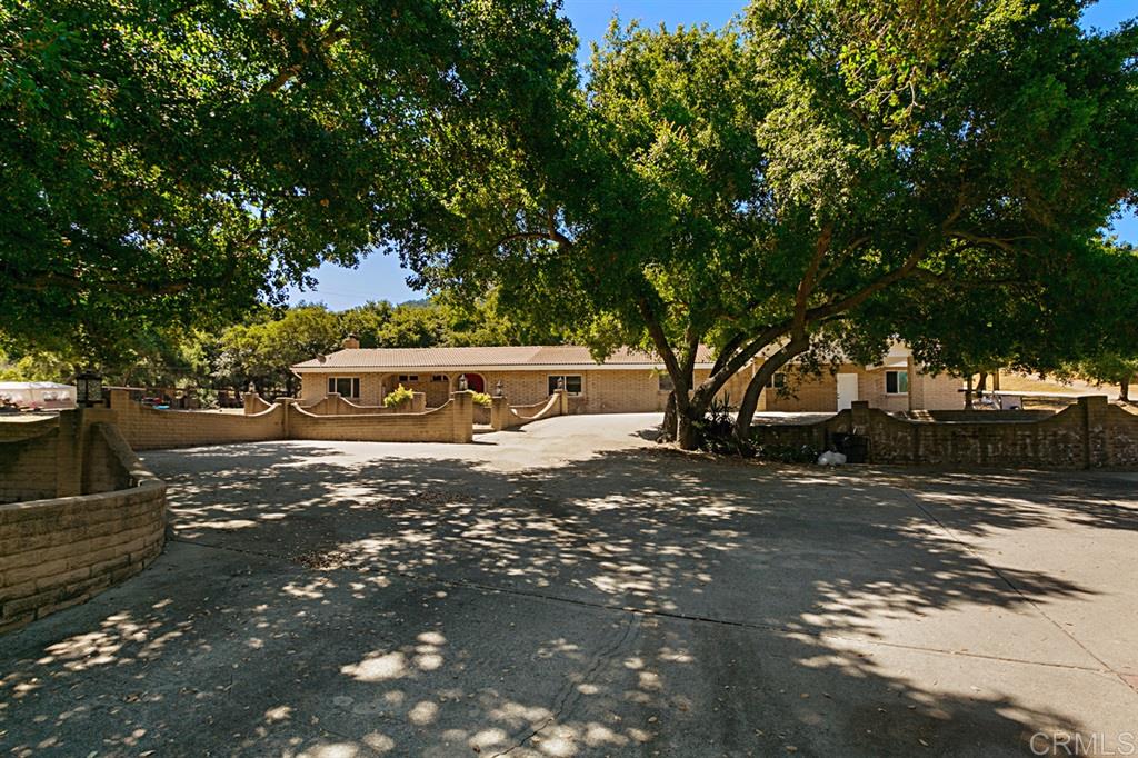 14445 Woods Valley Road Valley Center, CA 92082 - Photo 4 of 24
