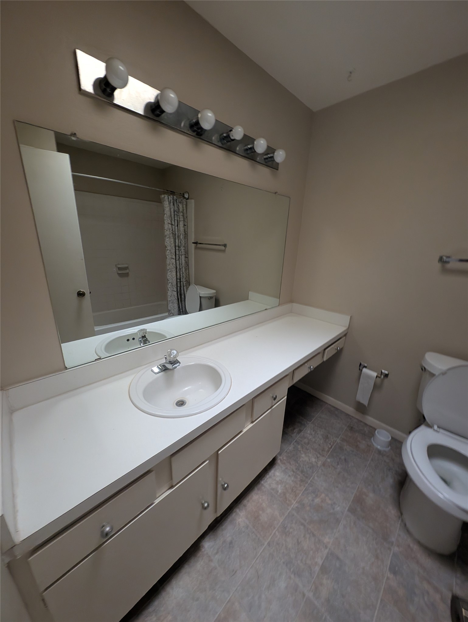 1653 Prairie Mark Lane Houston, TX 77077 - Photo 21 of 24