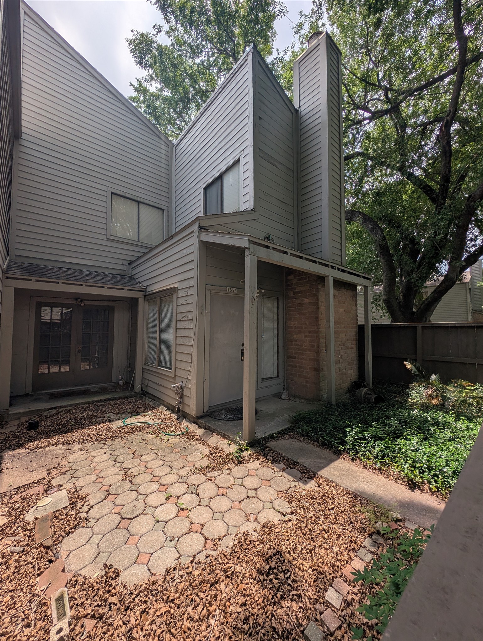1653 Prairie Mark Lane Houston, TX 77077 - Photo 3 of 24