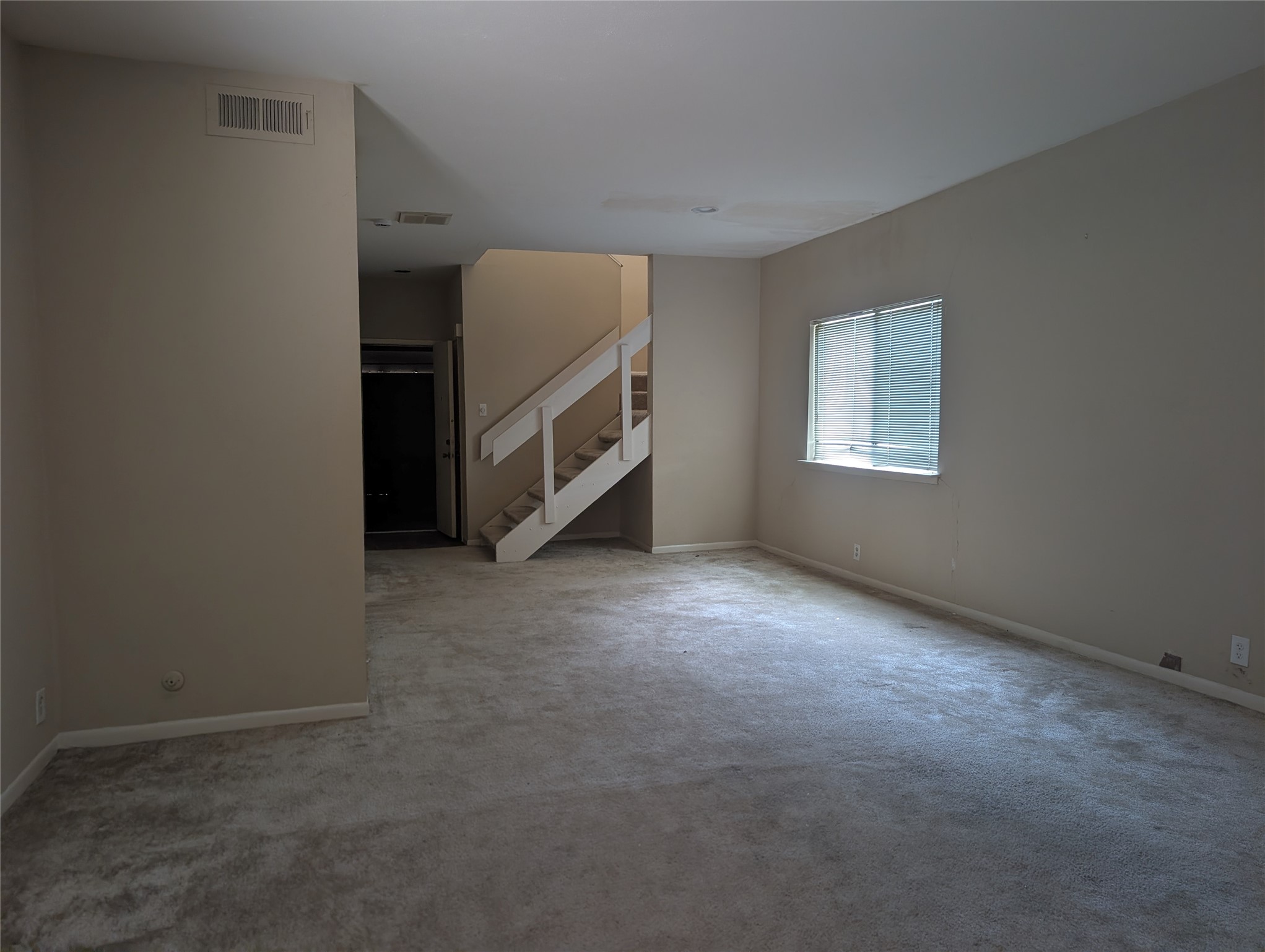 1653 Prairie Mark Lane Houston, TX 77077 - Photo 4 of 24
