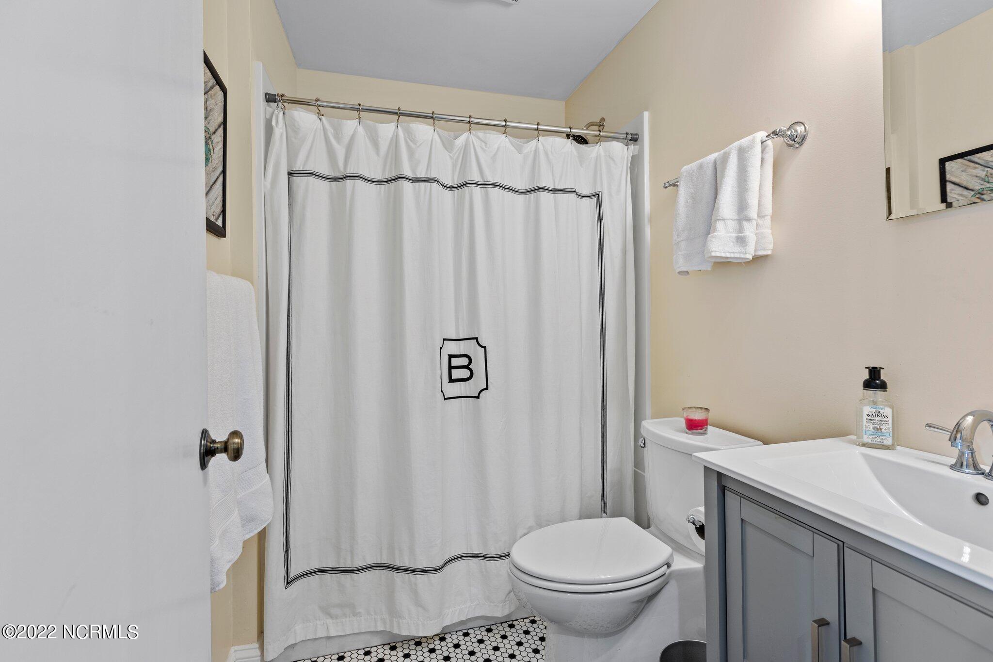 1197 Pinecrest Road Bath, NC 27808 - Photo 40 of 40 Updated Bathroom