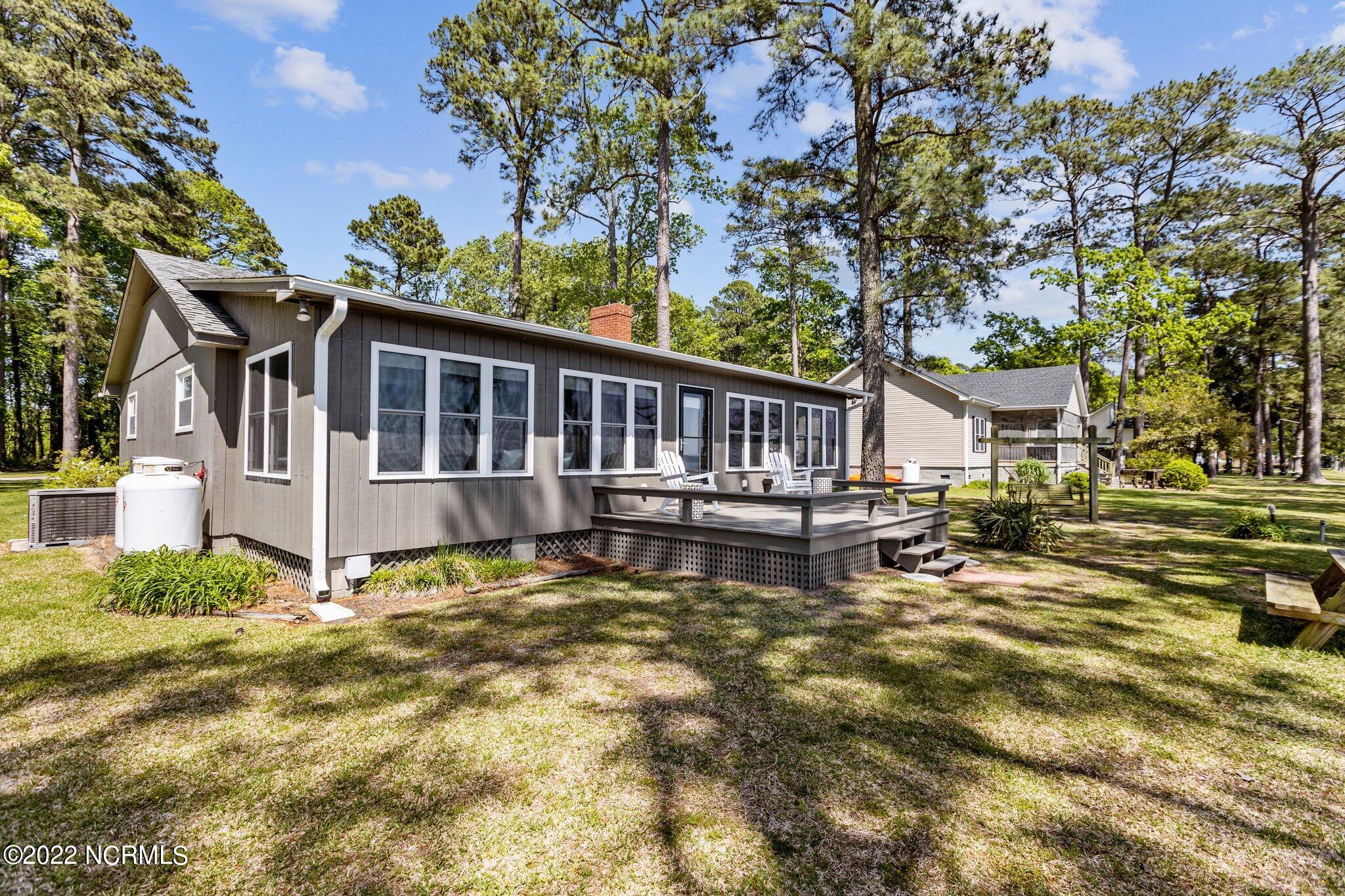 1197 Pinecrest Road Bath, NC 27808 - Photo 4 of 40 All new windows.